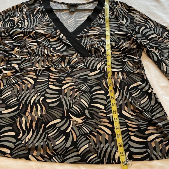 LANE BRYANT 18 Jungle Leaf Print V-Neck Top 3/4 Sleeve Empire Waist Maximalist - Picture 7 of 9